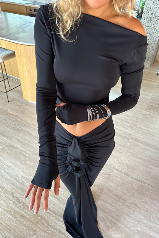 Helsa Matte Set in Black